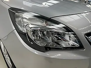 Used 2015 Vauxhall Meriva Life Silver - Interior and Exterior details 17