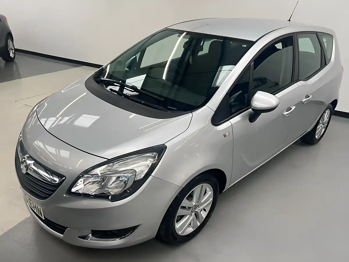 Used 2015 Vauxhall Meriva Life Silver - Interior and Exterior details 3