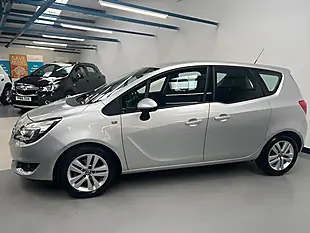 Used 2015 Vauxhall Meriva Life Silver - Interior and Exterior details 5