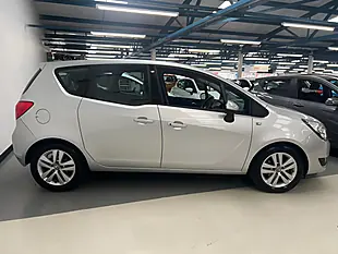 Used 2015 Vauxhall Meriva Life Silver - Interior and Exterior details 7