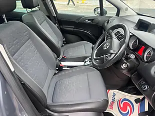 Used 2015 Vauxhall Meriva Se Grey - Interior and Exterior details 15