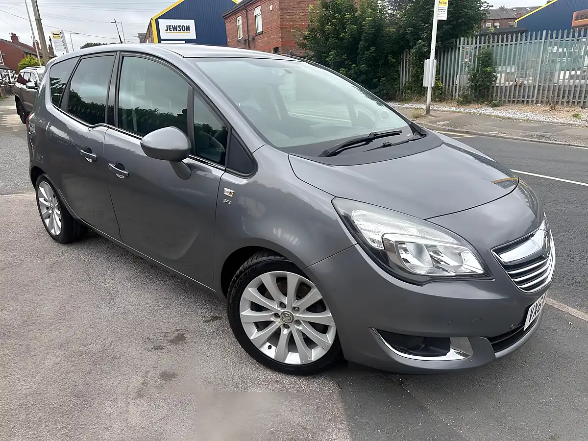 Used 2015 Vauxhall Meriva Se Grey - Interior and Exterior details 9