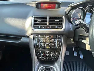 Used 2015 Vauxhall Meriva Tech Line Blue - Interior and Exterior details 15
