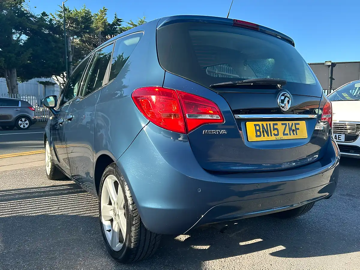 Used 2015 Vauxhall Meriva Tech Line Blue - Interior and Exterior details 4
