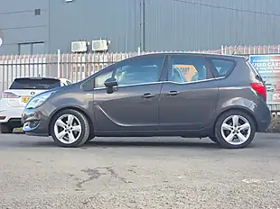 Used 2015 Vauxhall Meriva Tech Line Grey - Interior and Exterior details 19
