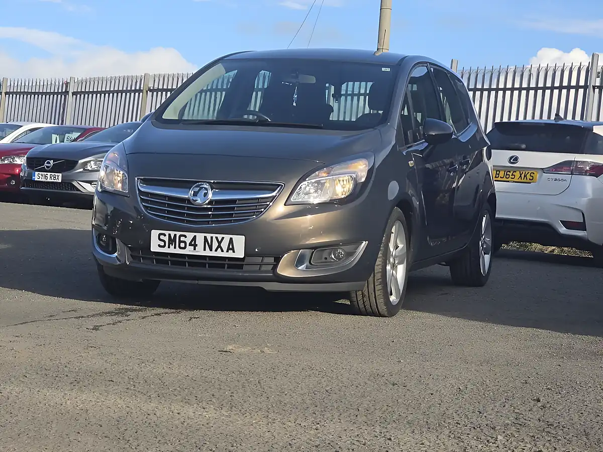 Used 2015 Vauxhall Meriva Tech Line Grey - Interior and Exterior details 2