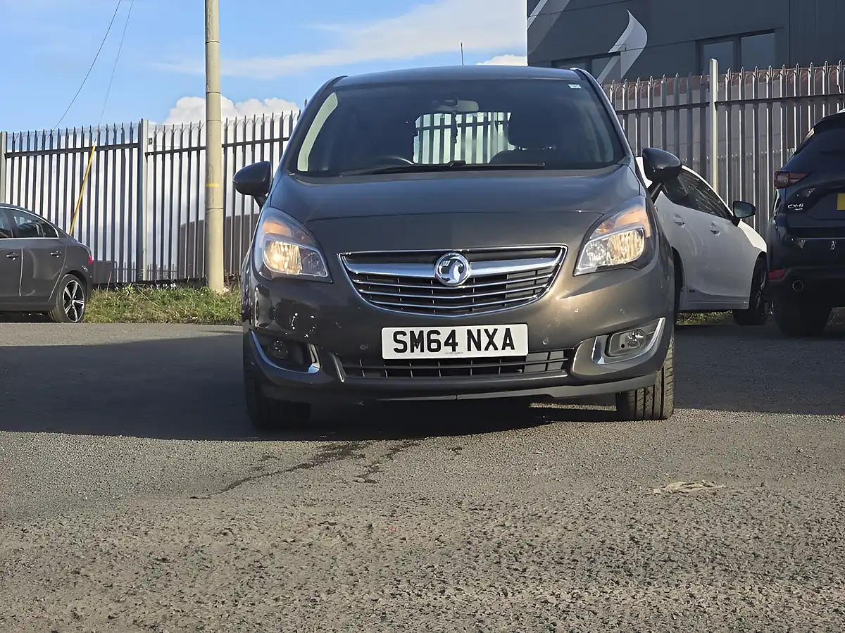 Used 2015 Vauxhall Meriva Tech Line Grey - Interior and Exterior details 3