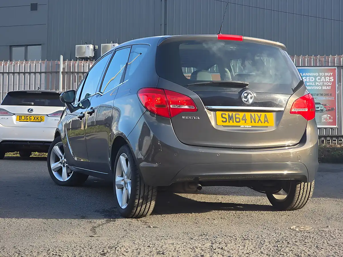 Used 2015 Vauxhall Meriva Tech Line Grey - Interior and Exterior details 4