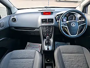 Used 2015 Vauxhall Meriva Tech Line Grey - Interior and Exterior details 8