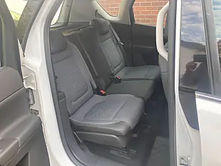 Used 2015 Vauxhall Meriva Tech Line White - Interior and Exterior details 11