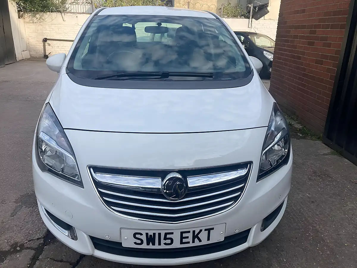 Used 2015 Vauxhall Meriva Tech Line White - Interior and Exterior details 2