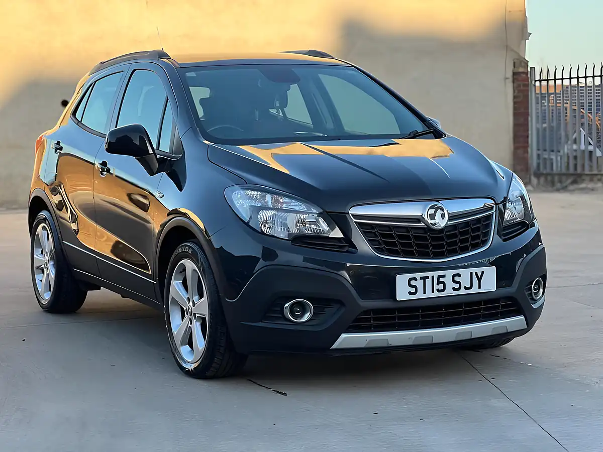 Used 2015 Vauxhall Mokka Exclusiv Black - Front View