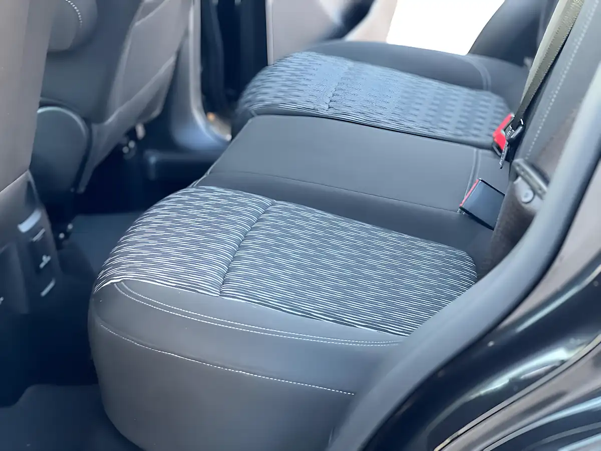 Used 2015 Vauxhall Mokka Exclusiv Black - Interior and Exterior details 12