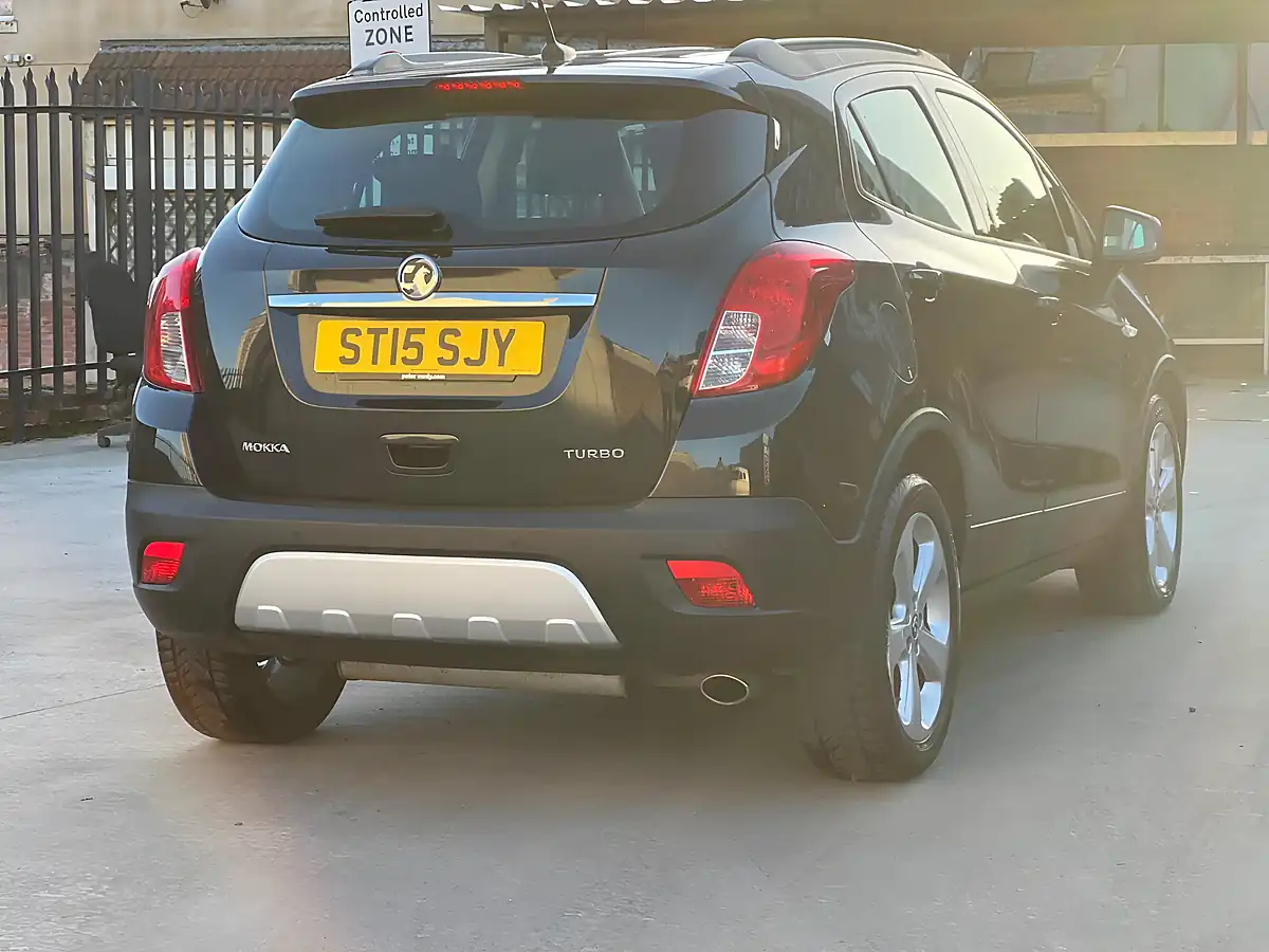 Used 2015 Vauxhall Mokka Exclusiv Black - Interior and Exterior details 9