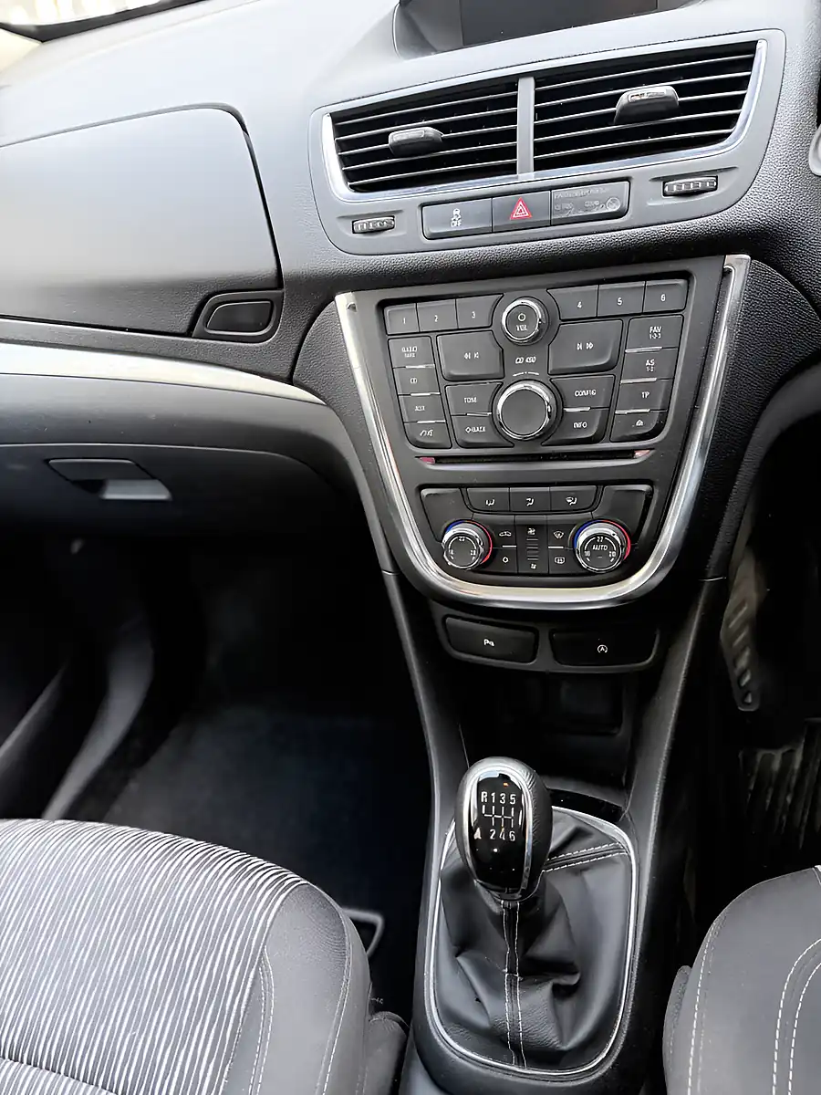 Used 2015 Vauxhall Mokka Exclusiv Black - Interior and Exterior details 17