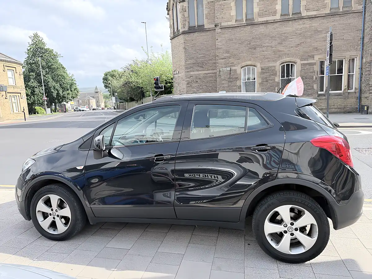 Used 2015 Vauxhall Mokka Exclusiv Black - Interior and Exterior details 7
