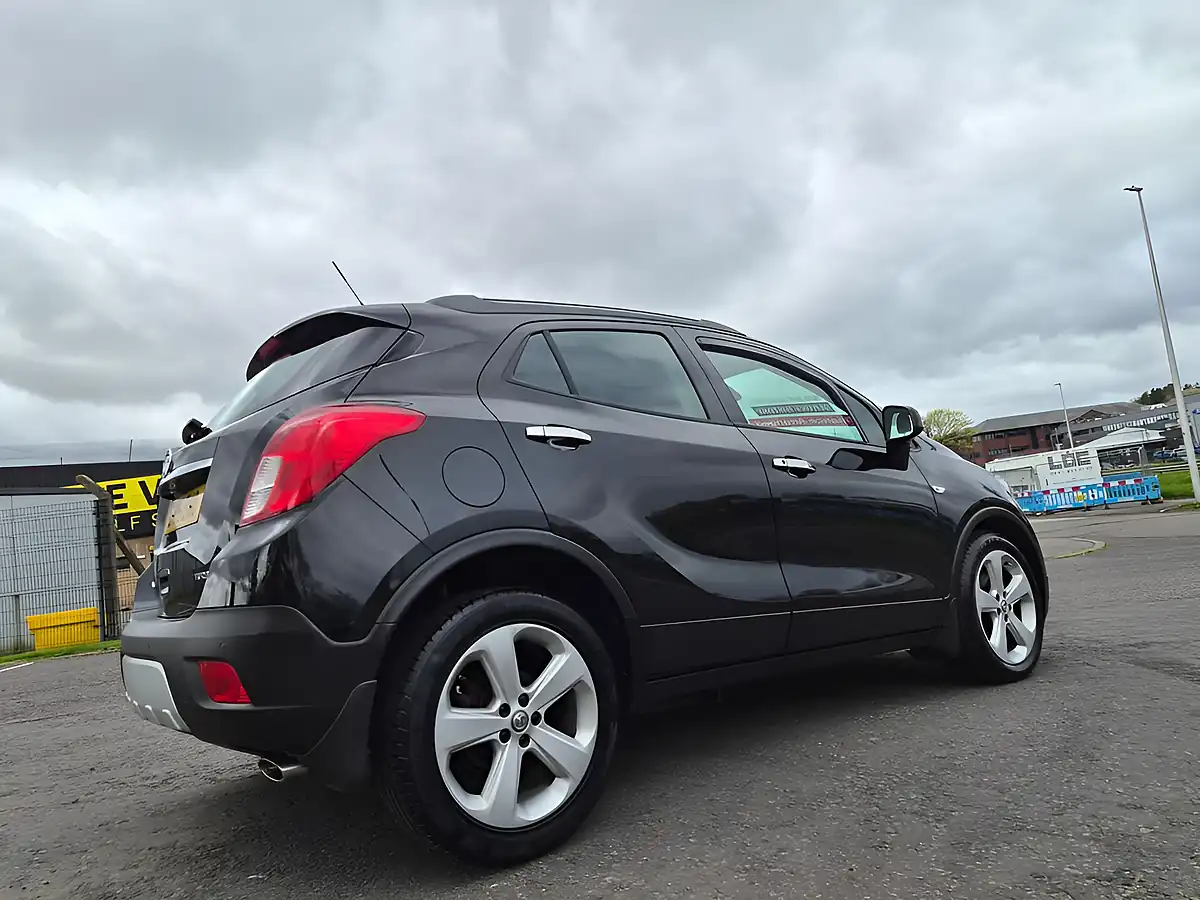 Used 2015 Vauxhall Mokka Exclusiv Black - Interior and Exterior details 12