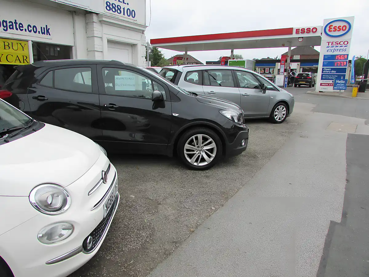 Used 2015 Vauxhall Mokka Exclusiv Black - Interior and Exterior details 17
