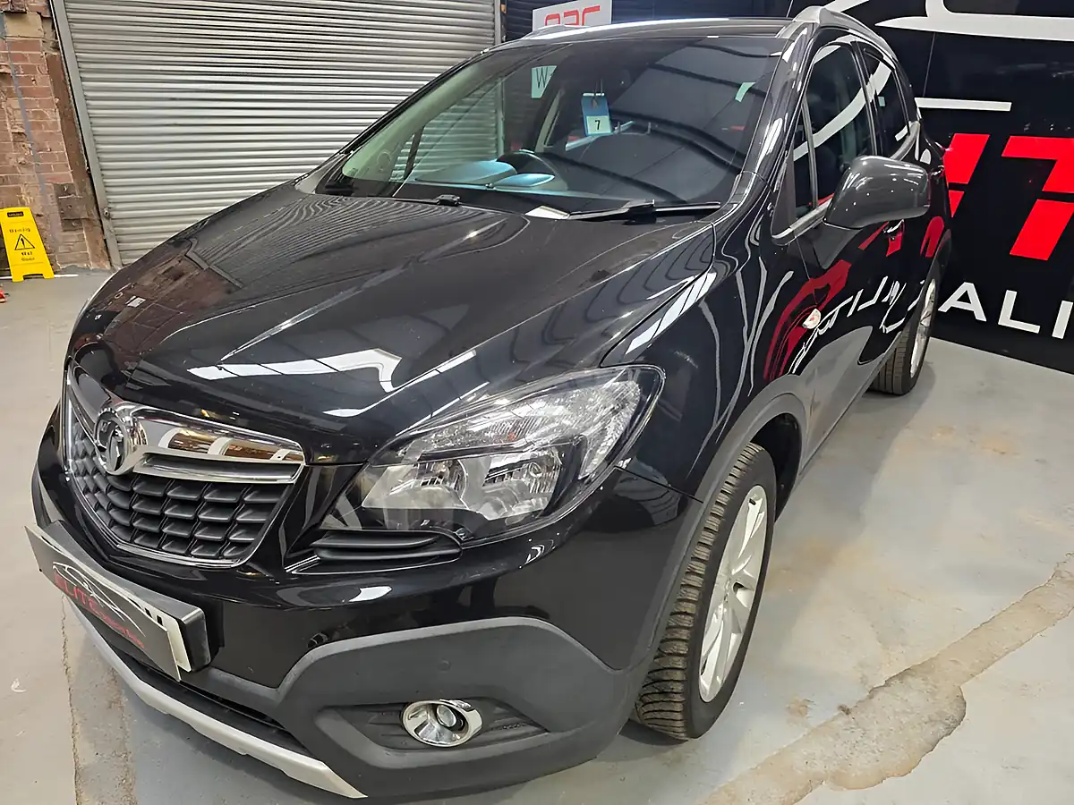 Used 2015 Vauxhall Mokka Exclusiv Black - Interior and Exterior details 13