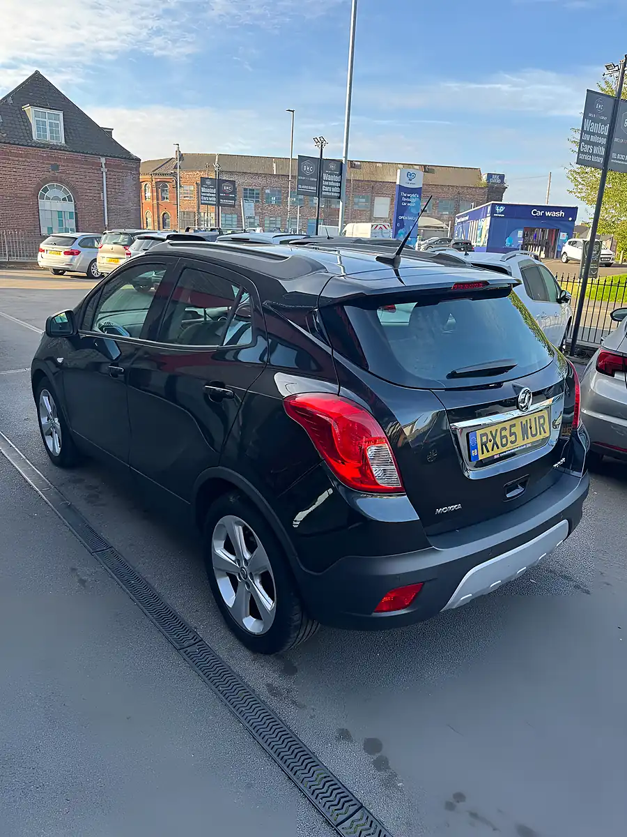 Used 2015 Vauxhall Mokka Exclusiv Black - Interior and Exterior details 5