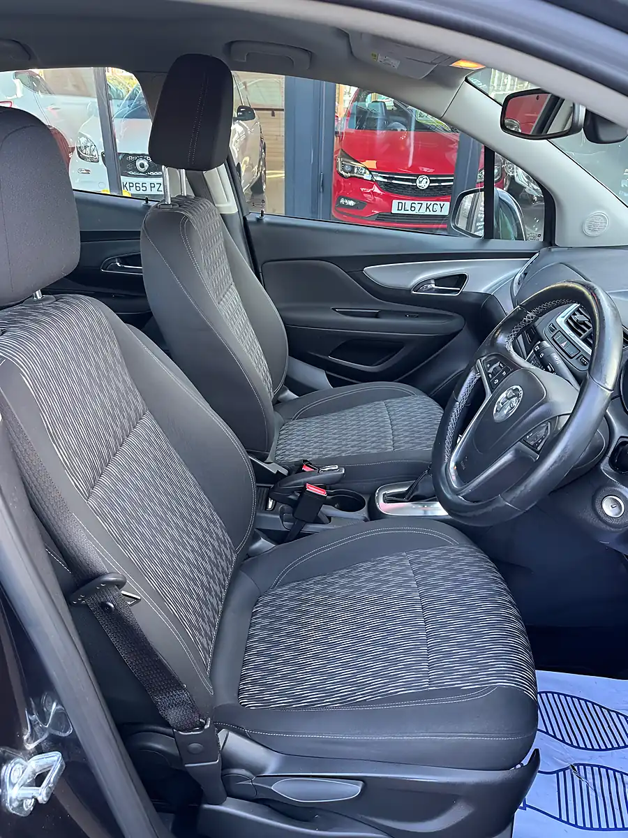 Used 2015 Vauxhall Mokka Exclusiv Black - Interior and Exterior details 8