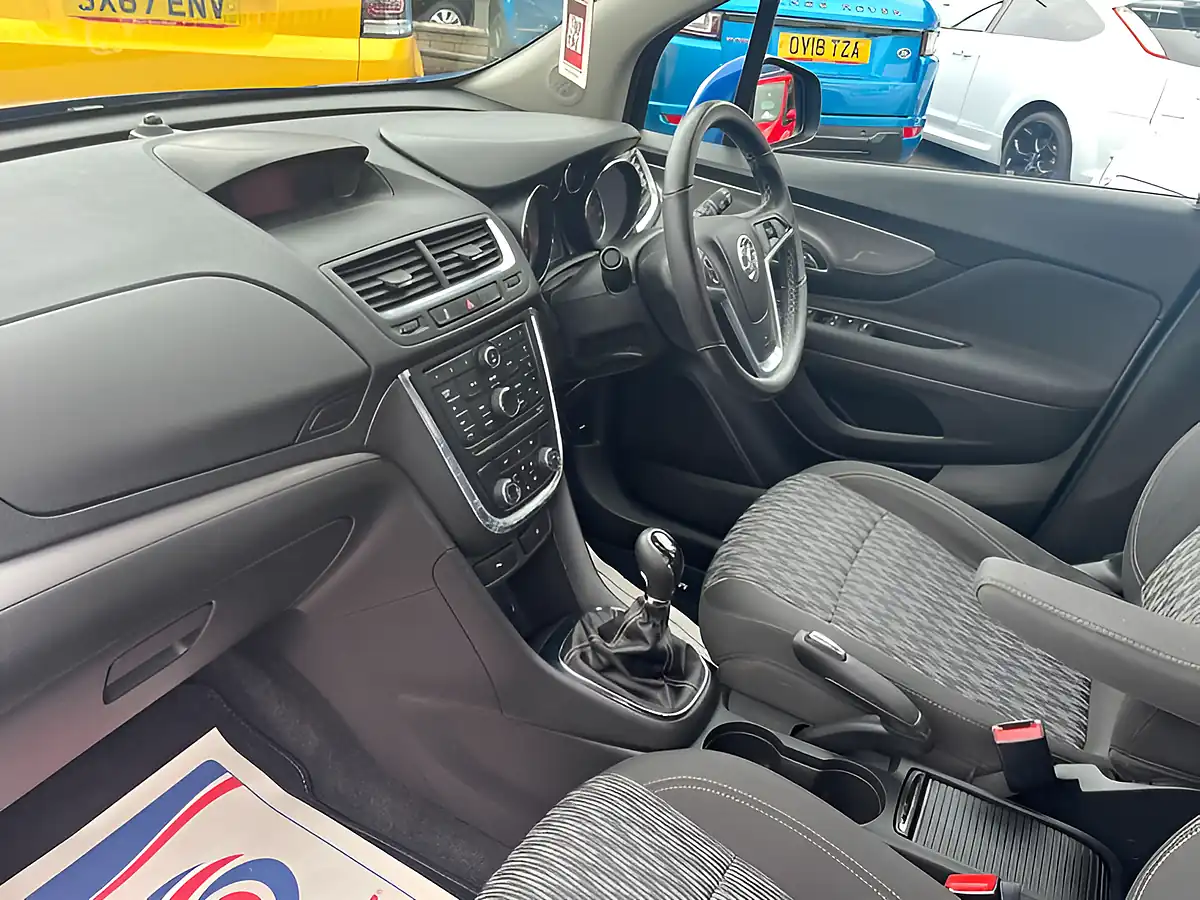 Used 2015 Vauxhall Mokka Exclusiv Blue - Interior and Exterior details 19