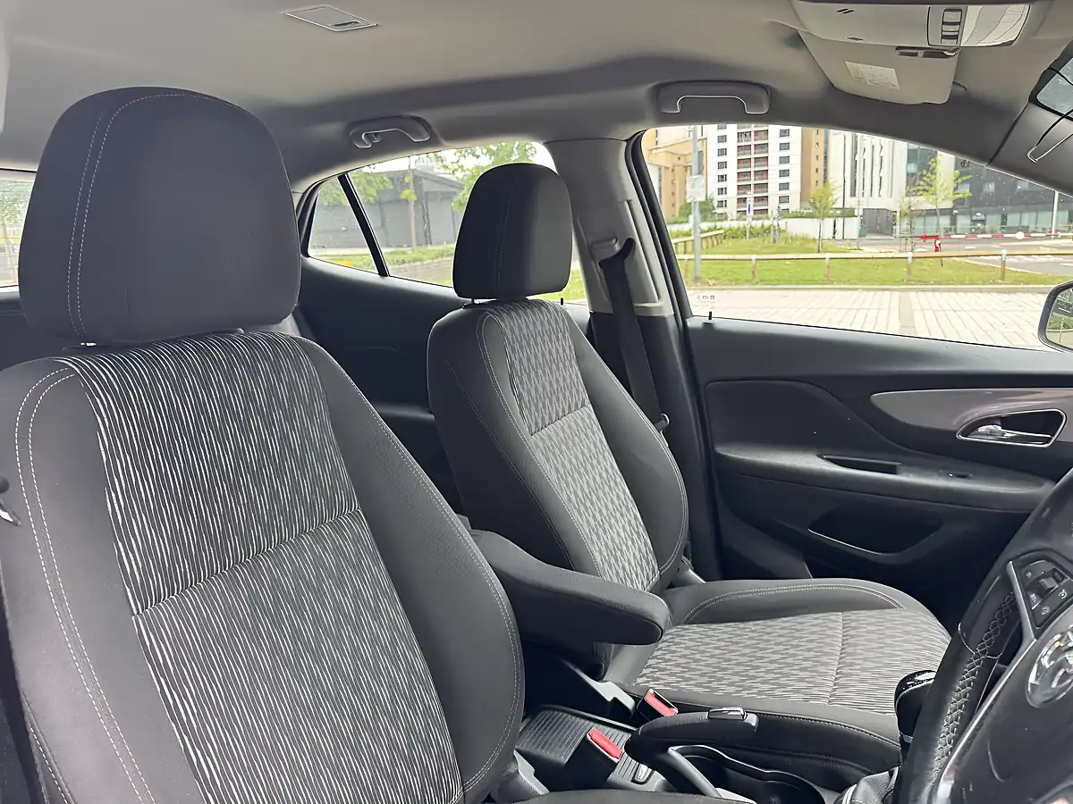 Used 2015 Vauxhall Mokka Exclusiv Blue - Interior and Exterior details 10