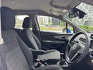 Used 2015 Vauxhall Mokka Exclusiv Blue - Interior and Exterior details 18