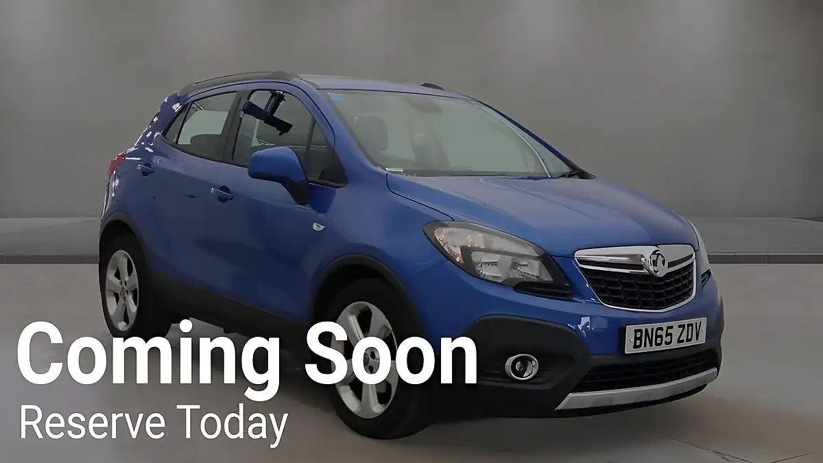 Used 2015 Vauxhall Mokka Exclusiv Blue - Front View