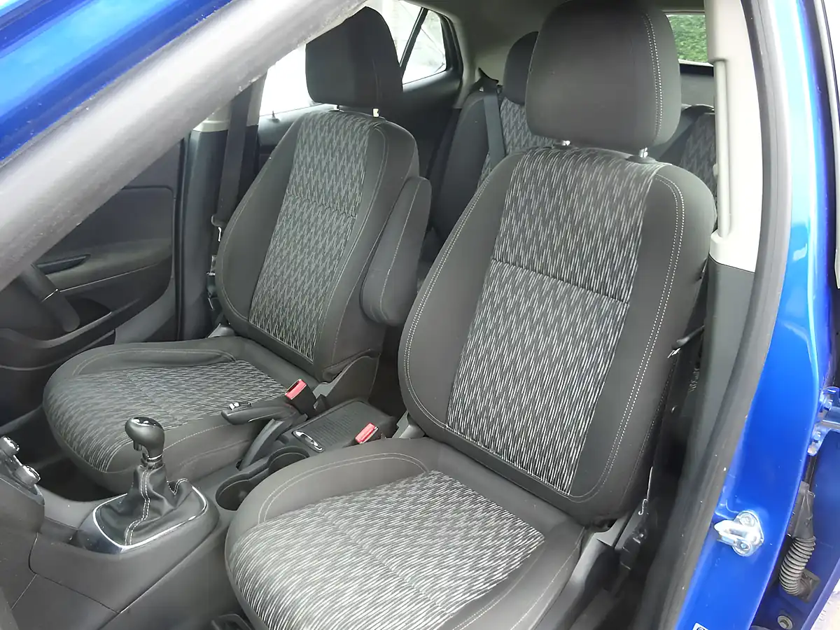 Used 2015 Vauxhall Mokka Exclusiv Blue - Interior and Exterior details 20