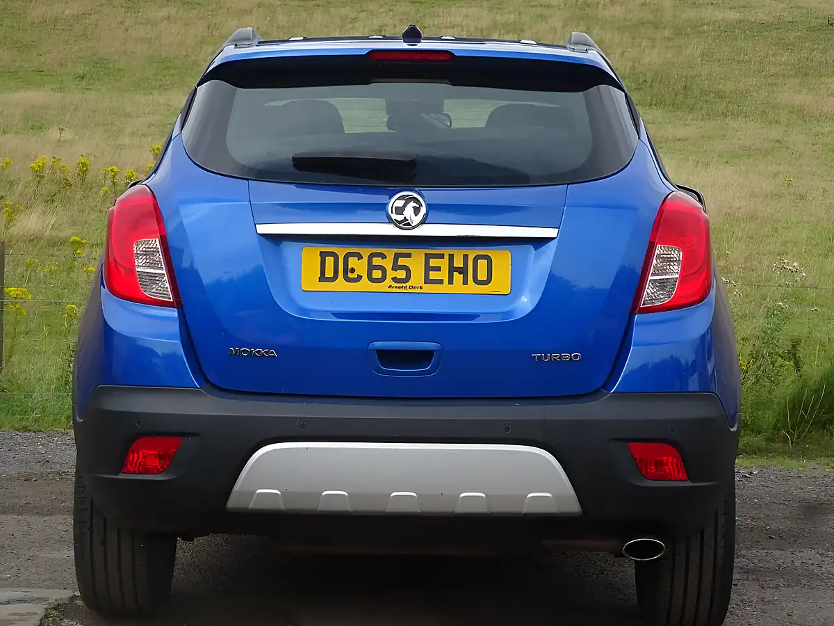 Used 2015 Vauxhall Mokka Exclusiv Blue - Interior and Exterior details 4