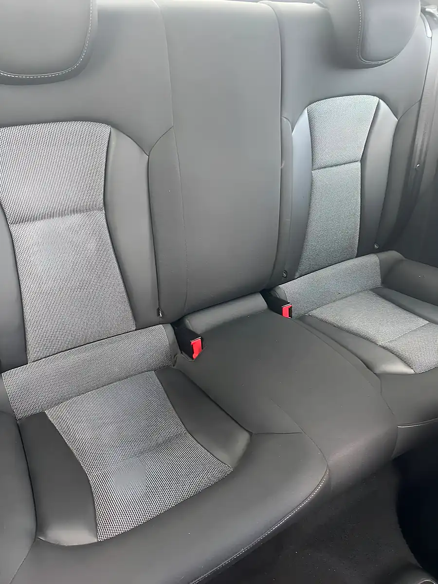 Used 2015 Vauxhall Mokka Exclusiv Blue - Interior and Exterior details 19