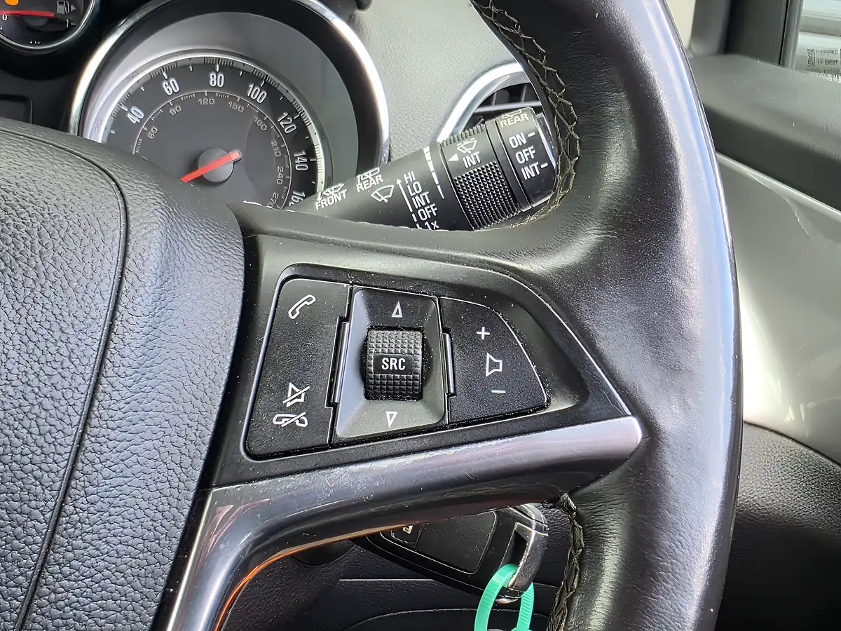 Used 2015 Vauxhall Mokka Exclusiv Brown - Interior and Exterior details 15