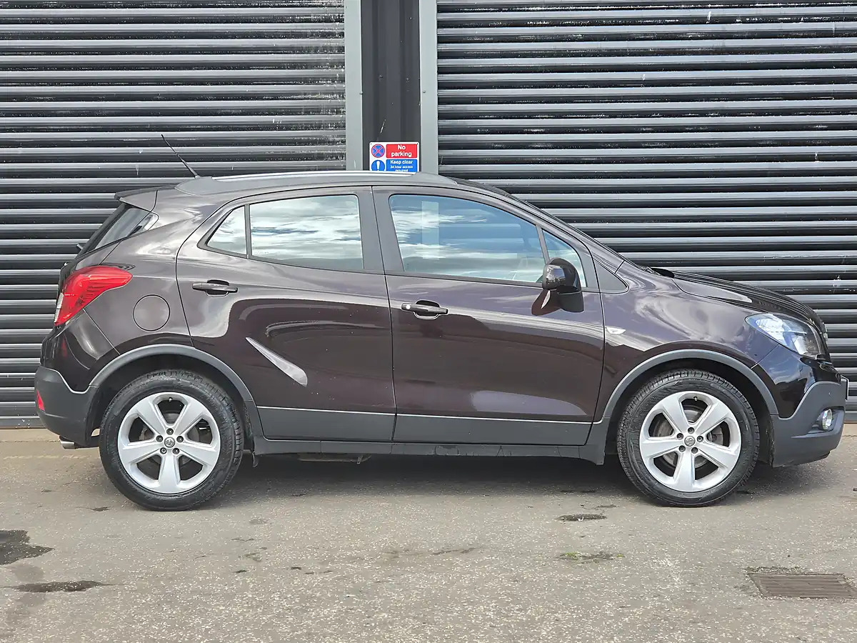 Used 2015 Vauxhall Mokka Exclusiv Brown - Interior and Exterior details 6