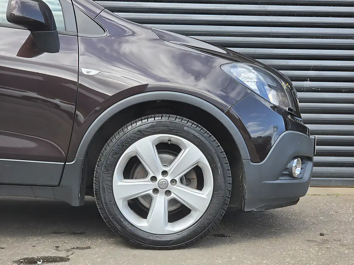 Used 2015 Vauxhall Mokka Exclusiv Brown - Interior and Exterior details 7