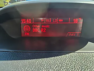 Used 2015 Vauxhall Mokka Exclusiv Orange - Interior and Exterior details 17