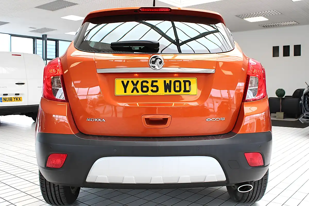 Used 2015 Vauxhall Mokka Exclusiv Orange Rock - Interior and Exterior details 17