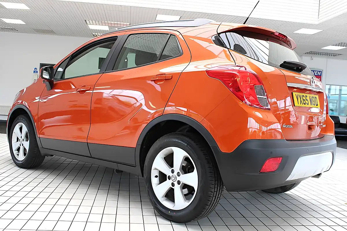 Used 2015 Vauxhall Mokka Exclusiv Orange Rock - Interior and Exterior details 19