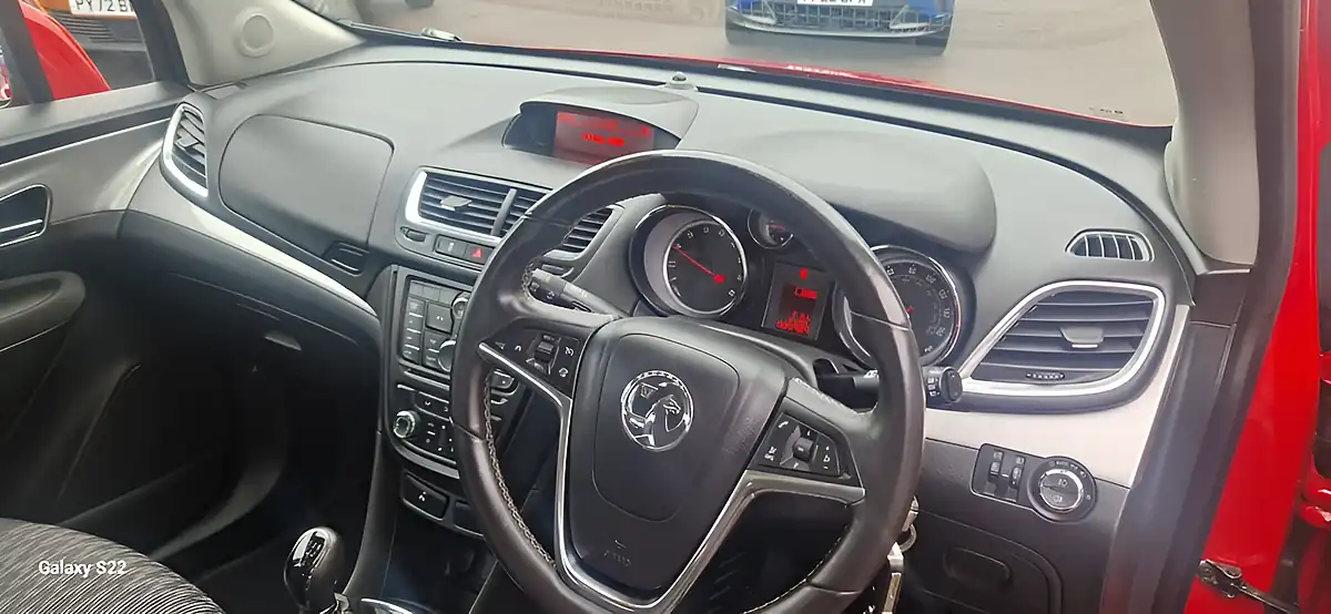 Used 2015 Vauxhall Mokka Exclusiv Red - Interior and Exterior details 17