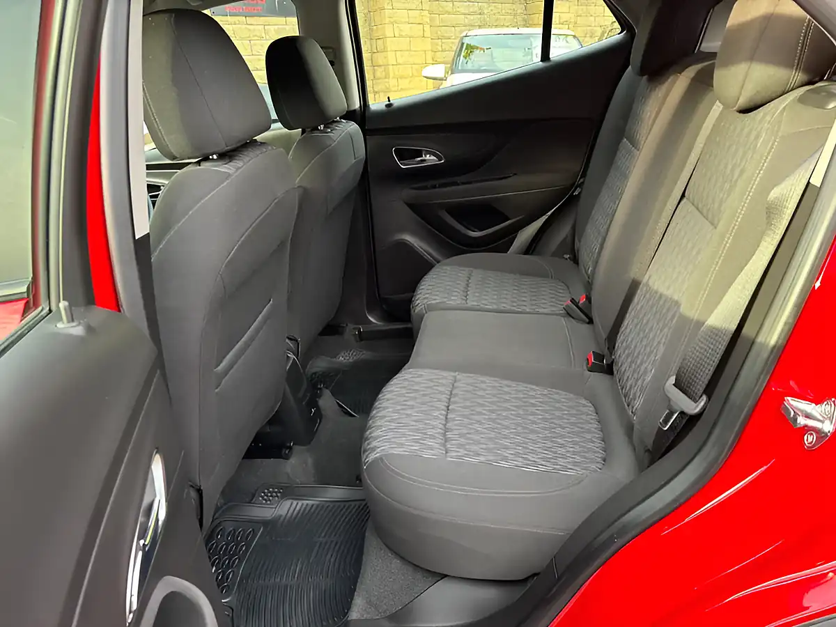Used 2015 Vauxhall Mokka Exclusiv Red - Interior and Exterior details 12
