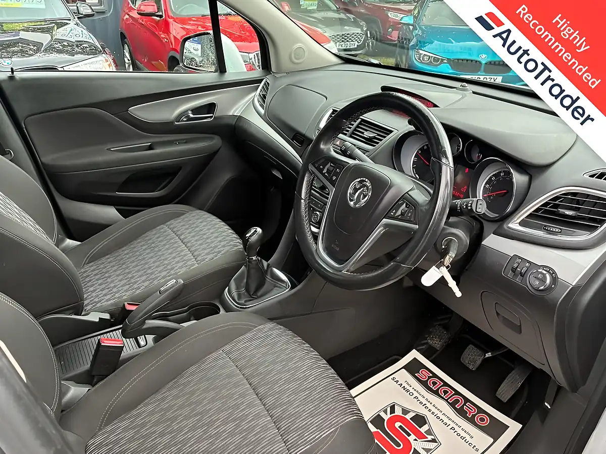 Used 2015 Vauxhall Mokka Exclusiv Silver - Interior and Exterior details 2