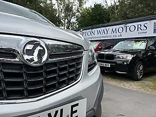 Used 2015 Vauxhall Mokka Exclusiv Silver - Interior and Exterior details 3