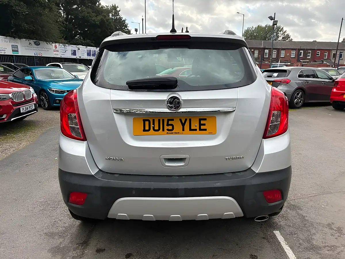 Used 2015 Vauxhall Mokka Exclusiv Silver - Interior and Exterior details 8