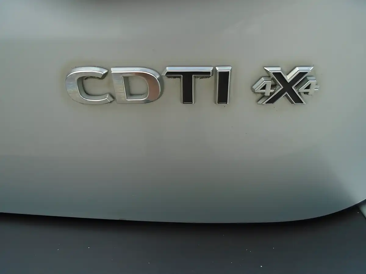Used 2015 Vauxhall Mokka Exclusiv Silver - Interior and Exterior details 15