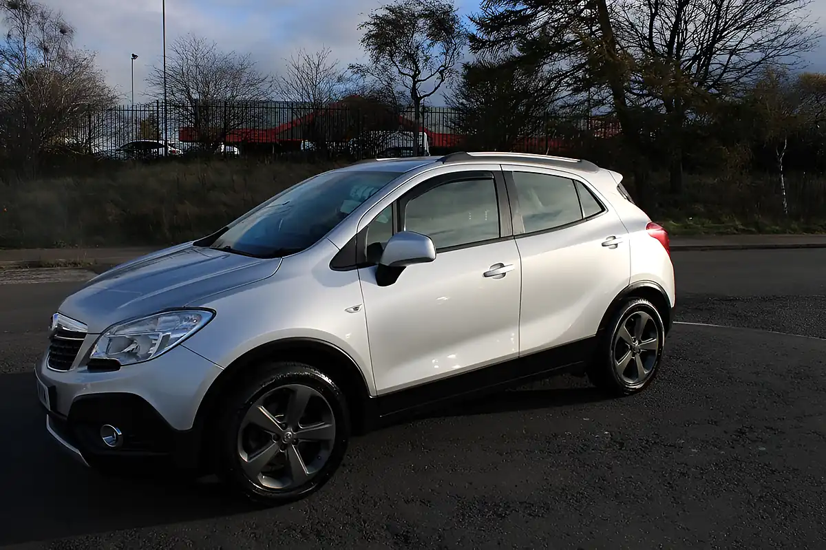 Used 2015 Vauxhall Mokka Exclusiv Silver - Interior and Exterior details 11