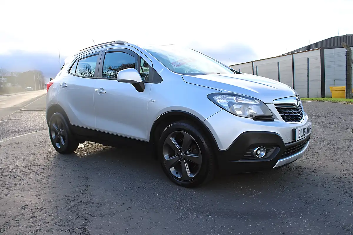 Used 2015 Vauxhall Mokka Exclusiv Silver - Interior and Exterior details 15