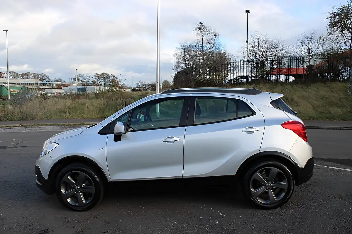 Used 2015 Vauxhall Mokka Exclusiv Silver - Interior and Exterior details 2