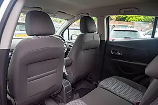 Used 2015 Vauxhall Mokka Exclusiv Sovereign Silver - Interior and Exterior details 12
