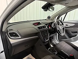 Used 2015 Vauxhall Mokka Exclusiv White - Interior and Exterior details 10