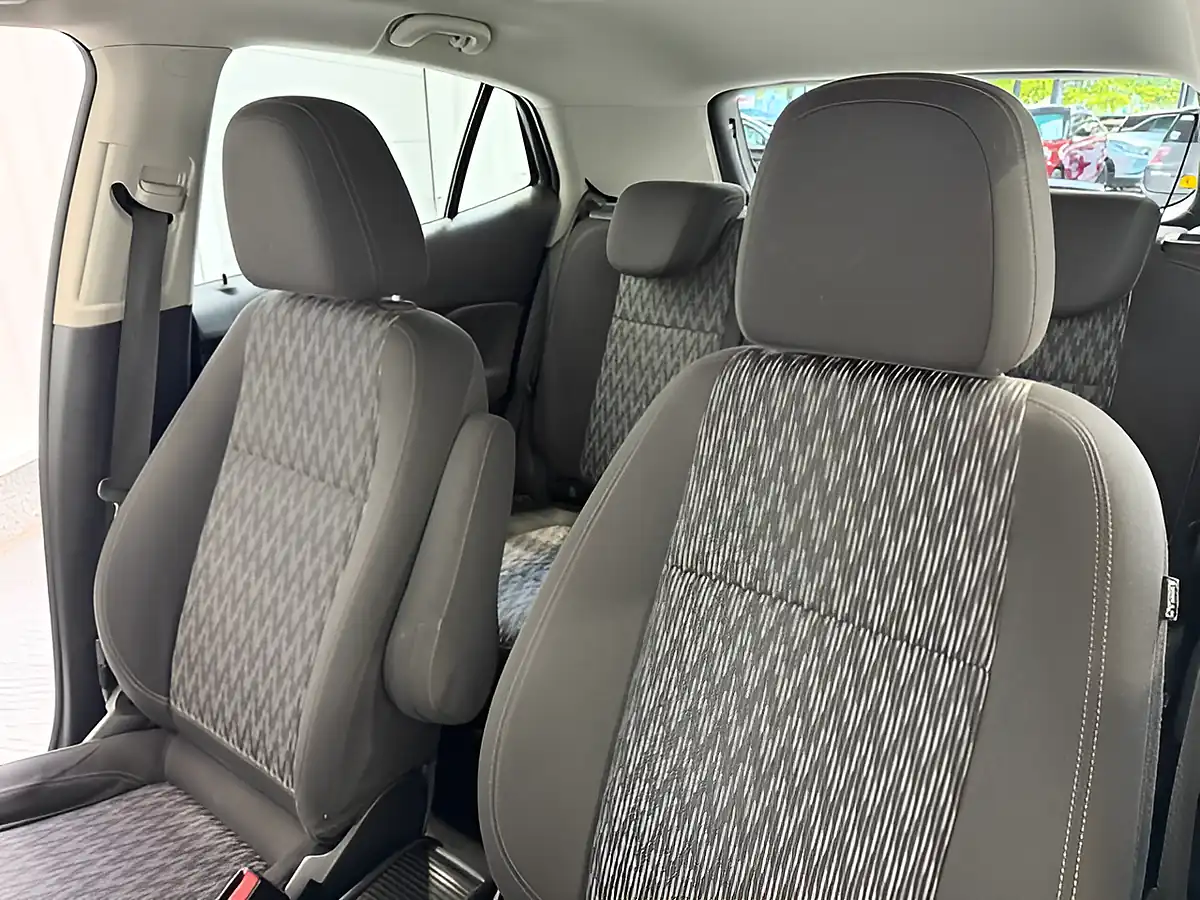 Used 2015 Vauxhall Mokka Exclusiv White - Interior and Exterior details 11
